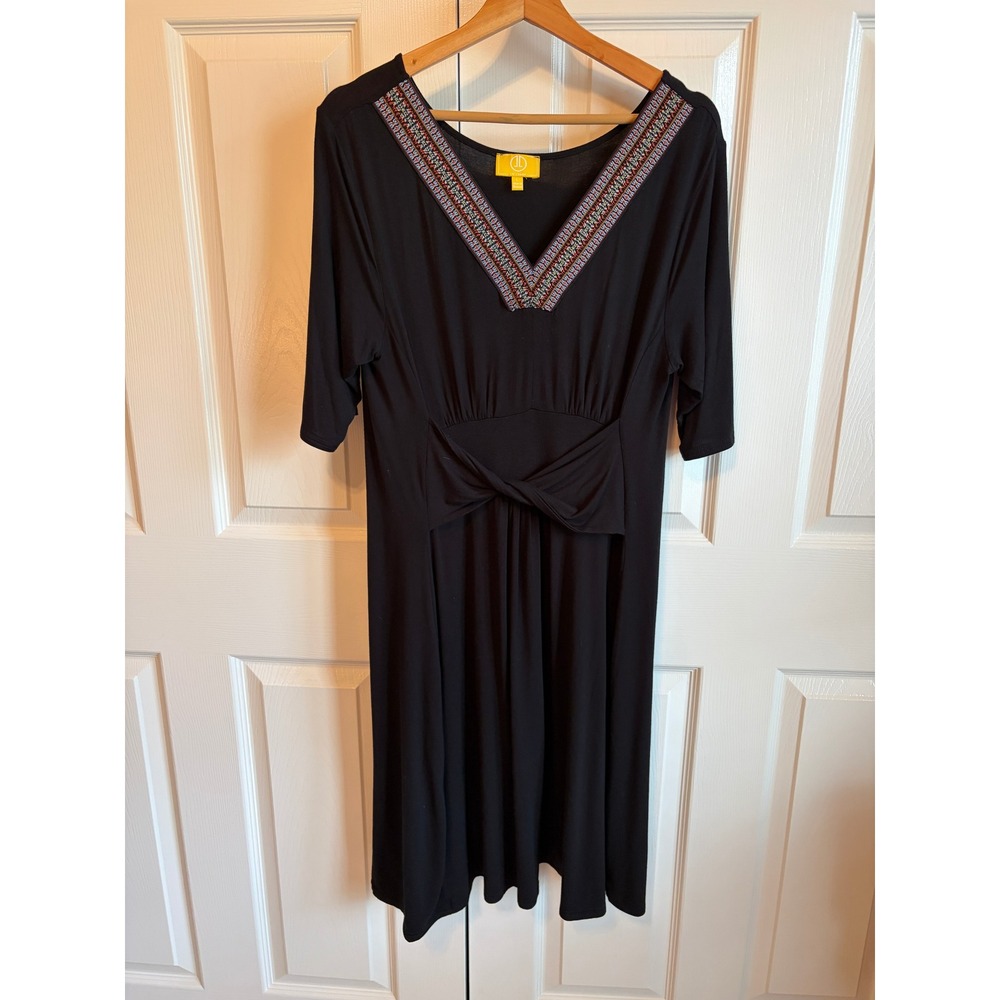 Liz Lange Black V-Neck Embroidered Midi Dress Twist Front Elbow Sleeve Large